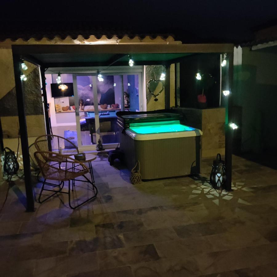 TrèbesBulle D'Evasion住宿加早餐旅馆 外观 照片