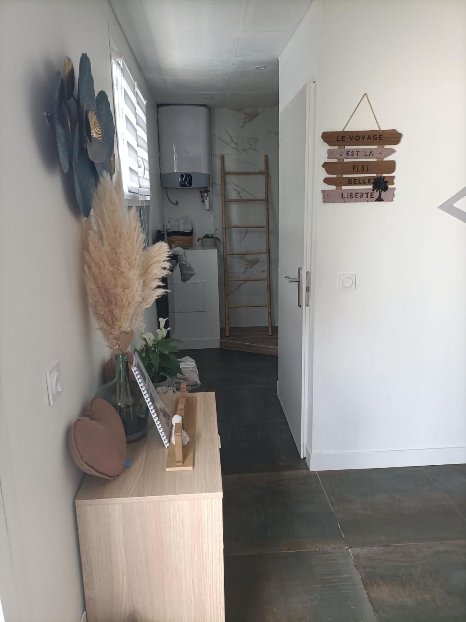 TrèbesBulle D'Evasion住宿加早餐旅馆 外观 照片